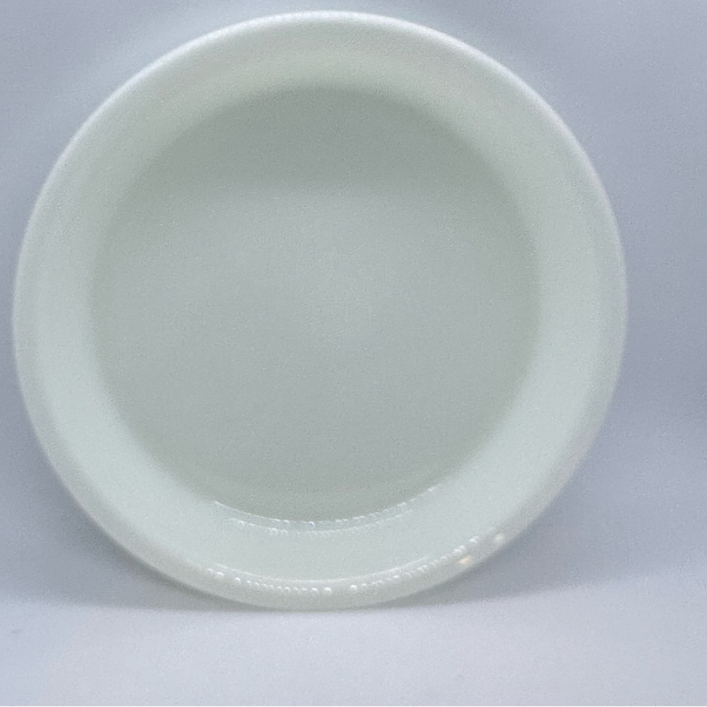 Vintage Pyrex Milk Glass Pie Plate Baking Pan #209 9.75” Diameter Ovenware USA